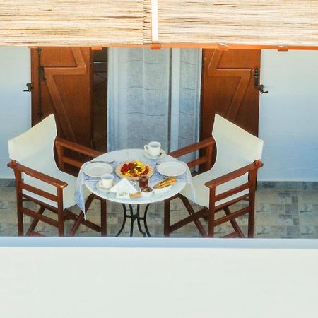 Aparthotel Ligaries à Kini Extérieur photo