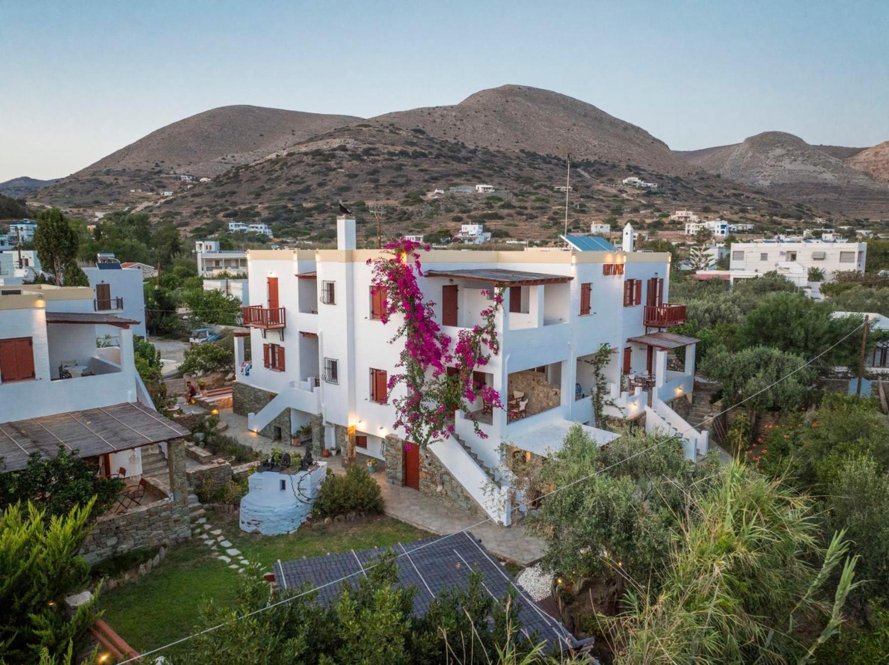 Aparthotel Ligaries à Kini Extérieur photo