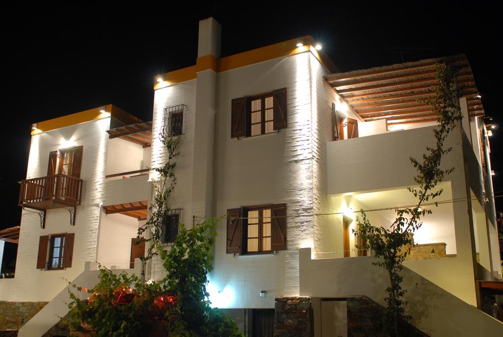 Aparthotel Ligaries à Kini Extérieur photo